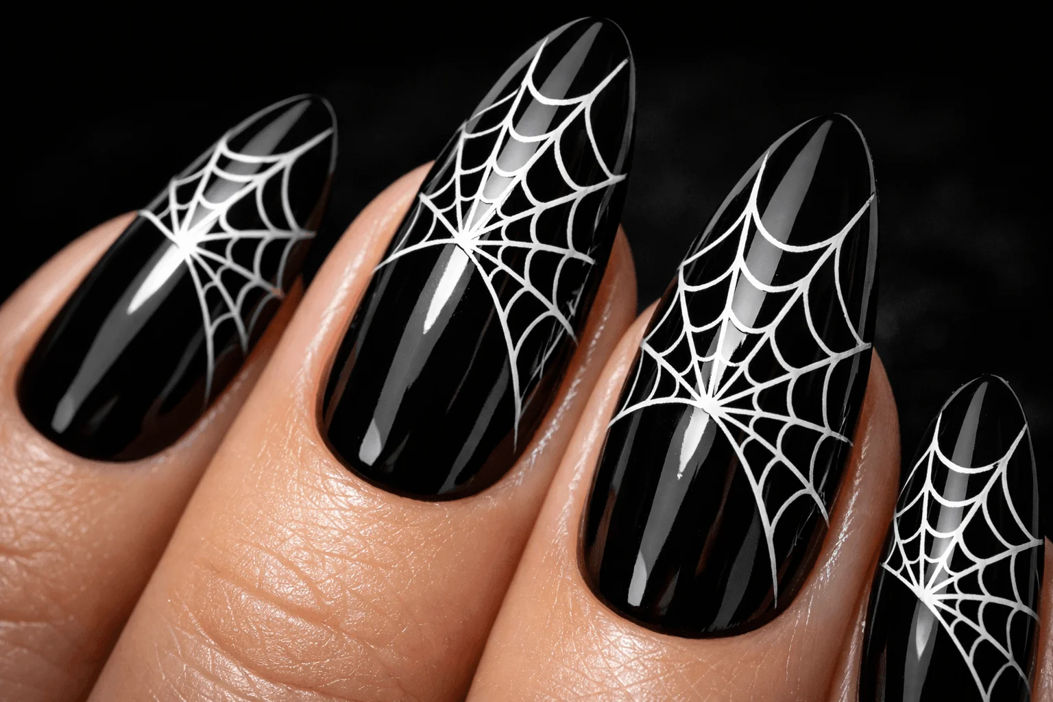 13 Spider Web Acrylic Nails You’ll Want to Copy 2 Classic black spider web nails with glossy finish