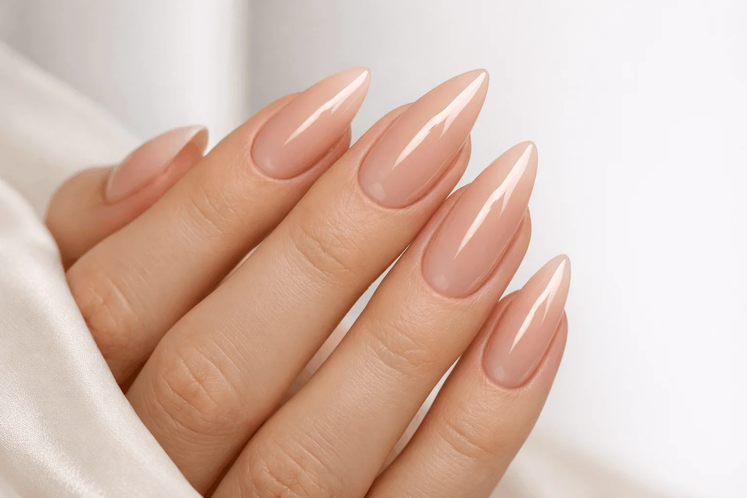 10 Summer Classy Nails for a Chic Minimal Vibe 10 almond shaped nude summer classy nails elegant style