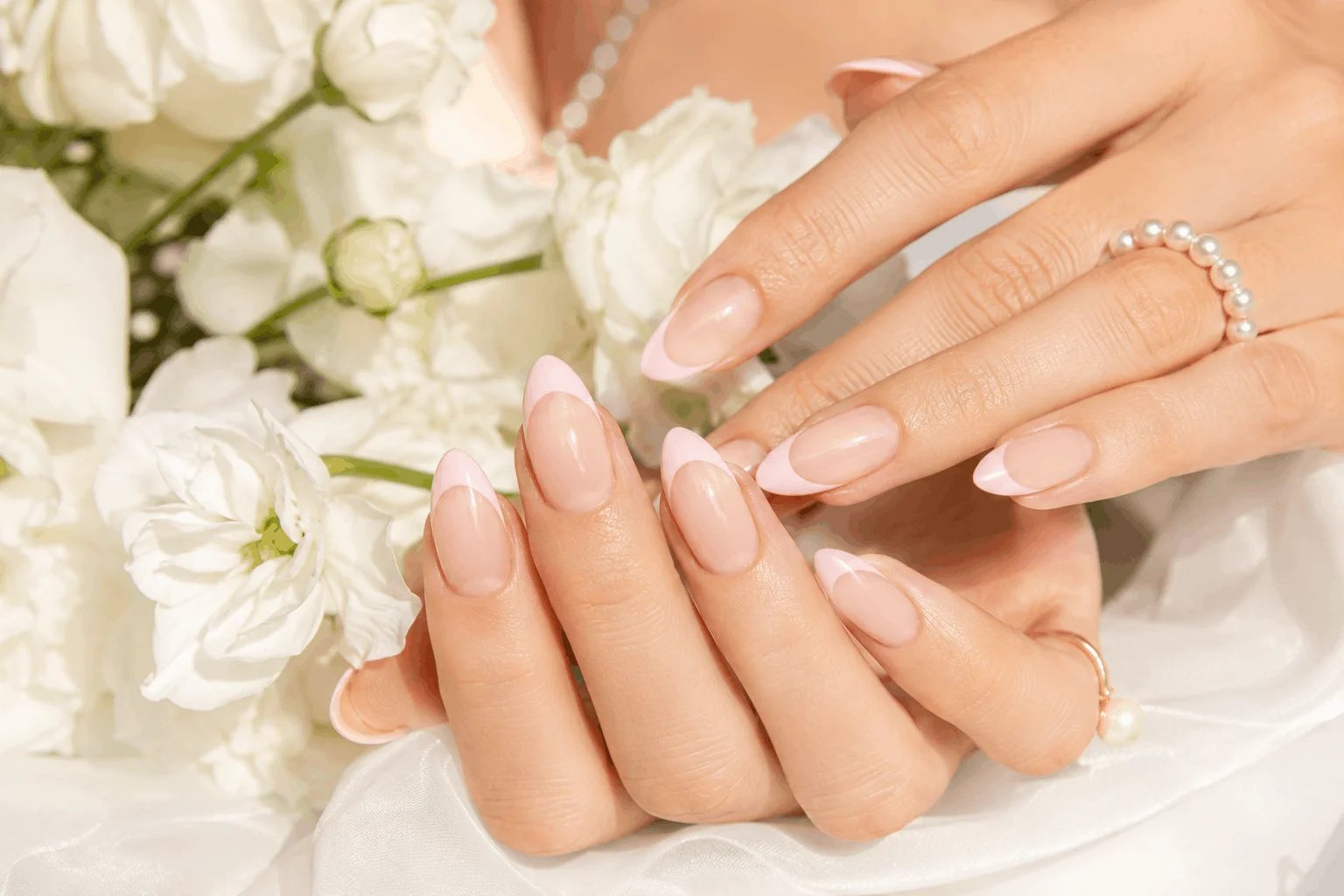 10 Spring Pink Manicure Ideas Everyone Will Be Saving 3 French tip nails for spring