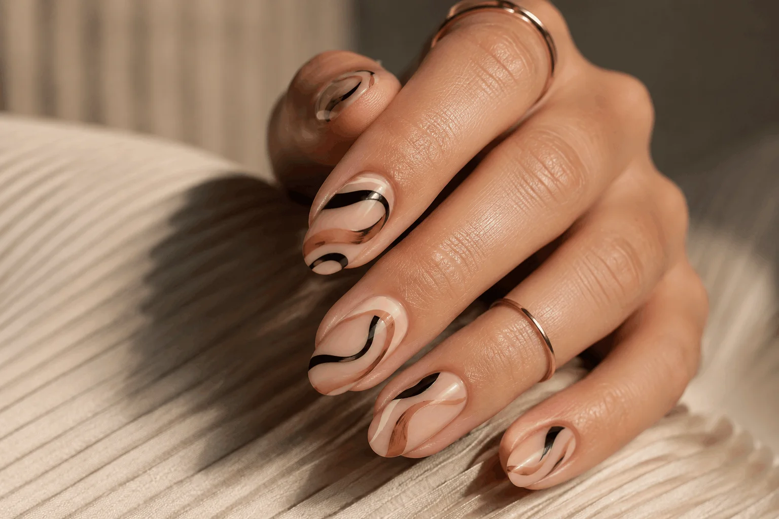 11 Nude Nails That Make Every Outfit Look Better 10 Abstract nude nail art design inspiration