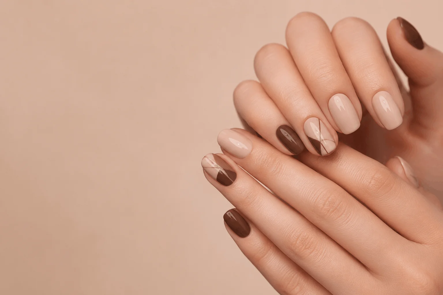 10 Brown Acrylic Nails Everyone Will Save in 2026 11 TMinimalist brown accent nails with modern nail design inspiration